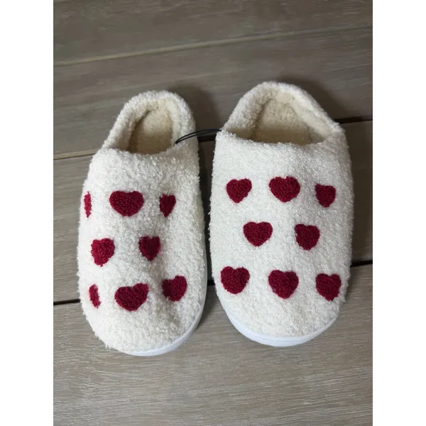 Cozy Red Heart Plush Slippers Size Women’s‎ 9 Faux Fur Sweetheart Sole Cozy Core - Image 5
