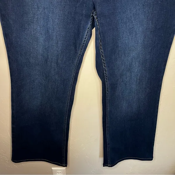 Soft Surroundings The Ultimate‎ Pull On Bootcut Denim Jeans - Image 4