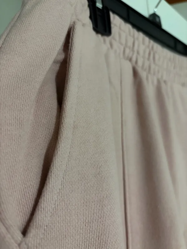 Gap Women’s outfit - Image 5