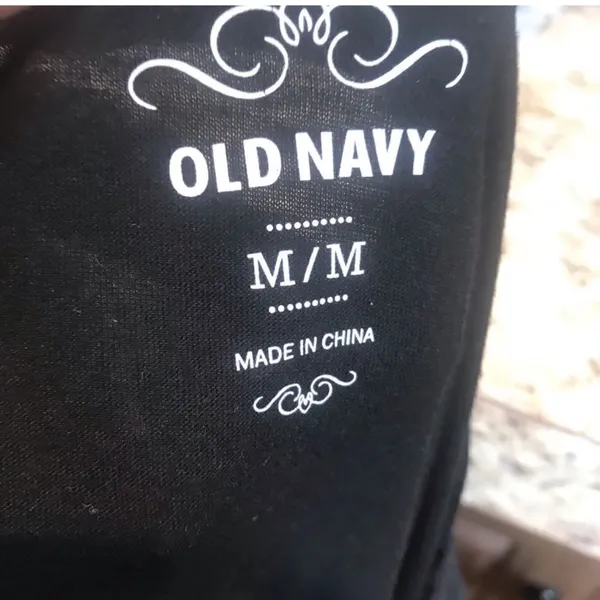 Old Navy Black Twist-Front V-Neck Short Sleeve Top - Image 4