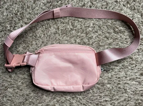 Lululemon Pastel Pink Everywhere Belt Bag - Image 3