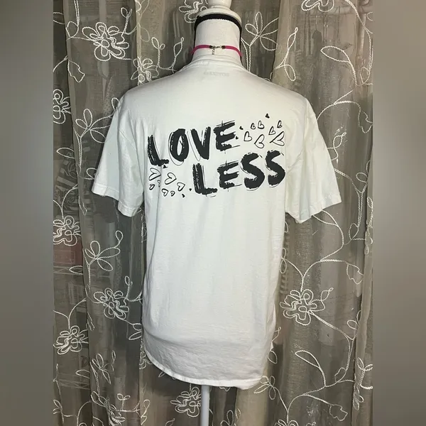 Loveless White Graphic Tee Shirt Black Size M - Image 8