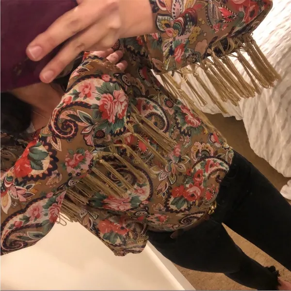 Boho-Chic Cotton Candy Paisley Fringe Top – Size Large - Image 9