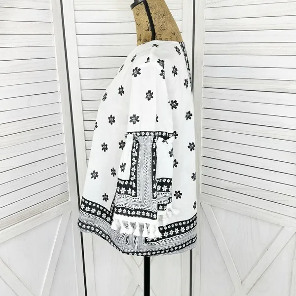 Soho New York & Comp Boho Fringe‎ Hem Floral Popover Shirt White Black Large - Image 2
