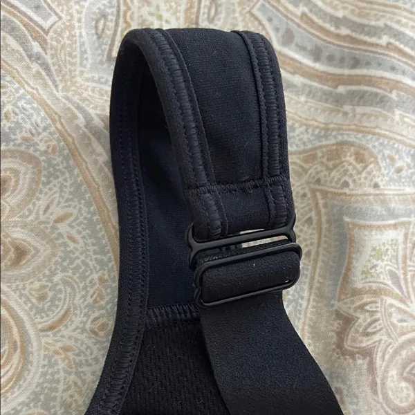 Under Armour Gray and Black Sports Bra - Image 6