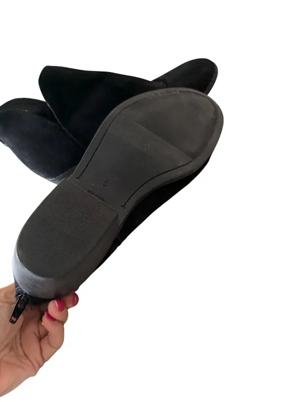 OLD NAVY Black Ankle Booties Boots Size 5 - Image 2