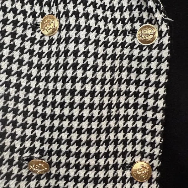 Elegant Black and White Houndstooth Midi Coat - Image 4