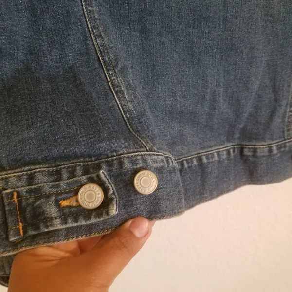 Old Navy Denim Jacket Size small - Image 3