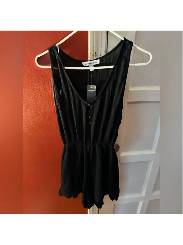 Abercrombie & Fitch Black Crochet Hem Sleeveless Romper - Image 6