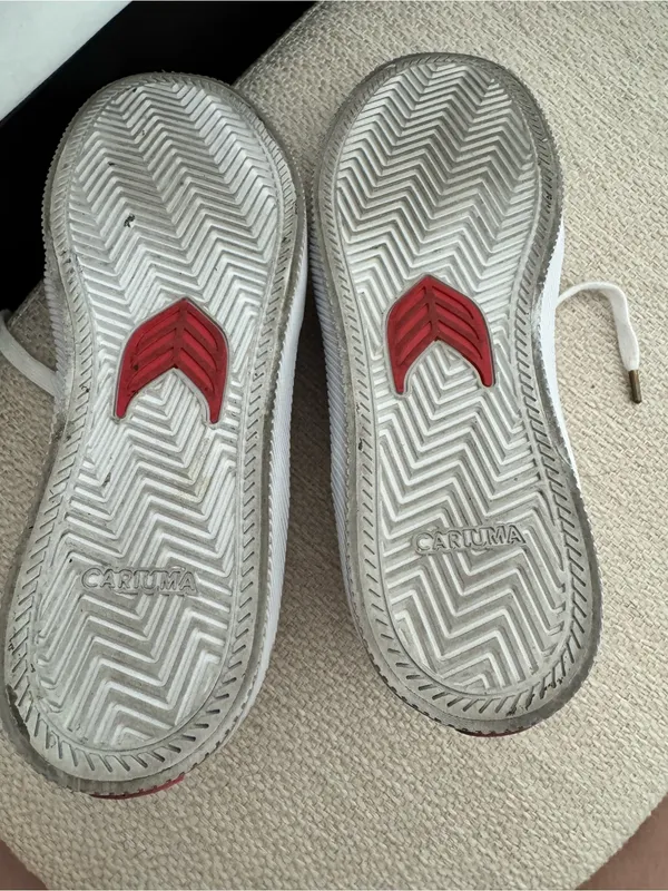 Patriotic Cariuma White Leather Sneakers with Red Logo and Navy Heel - Image 6