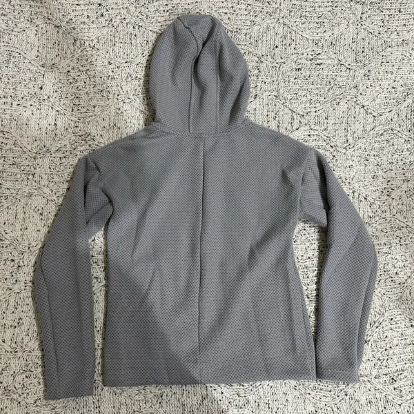 North face sweater - Image 3