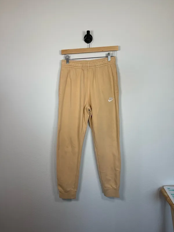 Nike Peach Club Fleece Jogger Sweatpants Swoosh Logo Size S - Image 2
