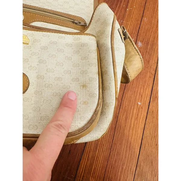 Vintage GUCCI Tan Interlocking GG Turn Lock Crossbody Made In Italy Purse - Image 15