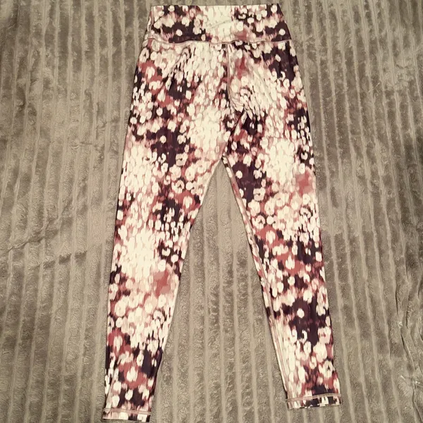 OFFLINE by Aerie Real‎ Me Crossover 7/8 Leggings Size L High Rise Pink Abstract - Image 2