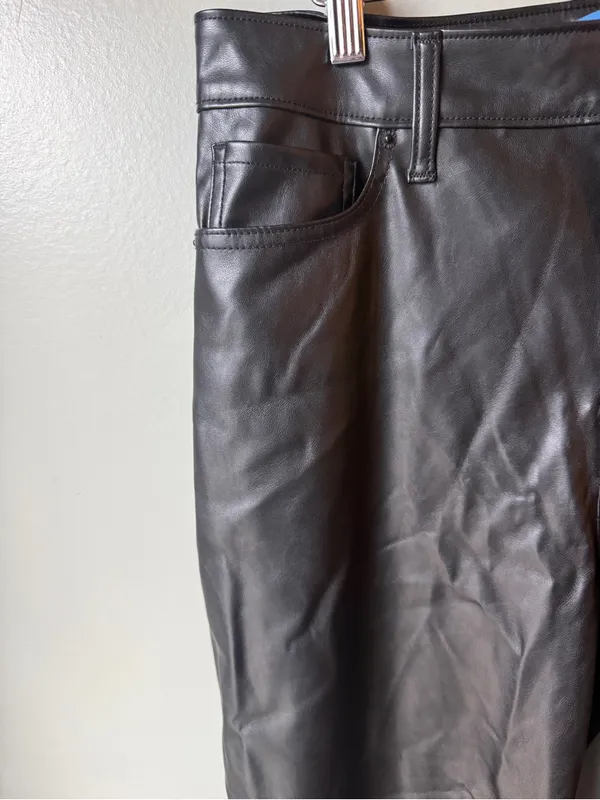 Old Navy High-Rise OG Loose Faux Leather Pants Size 14 Black - Image 4