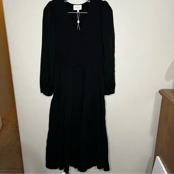 Bohme Black Tencel Smocked Tiered V-Neck‎ Long Sleeve Boho Midi Dress - Image 2