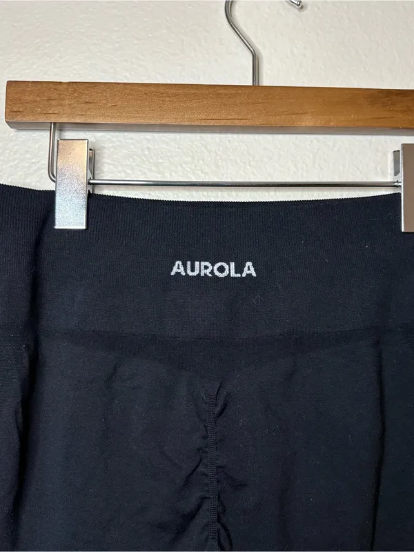 Aurola black seamless leggings women’s workout casual gymrat athletic white logo - Image 4
