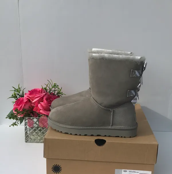 UGG Bailey Bow II Diagonal Stripe - Image 4