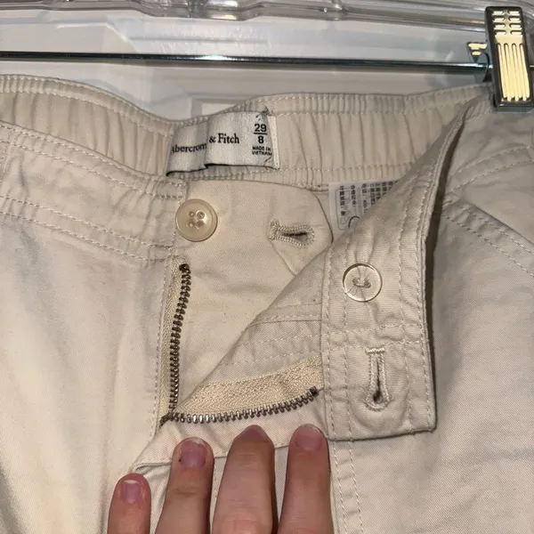 Abercrombie & Fitch Women’s Cargo Pants - Image 2