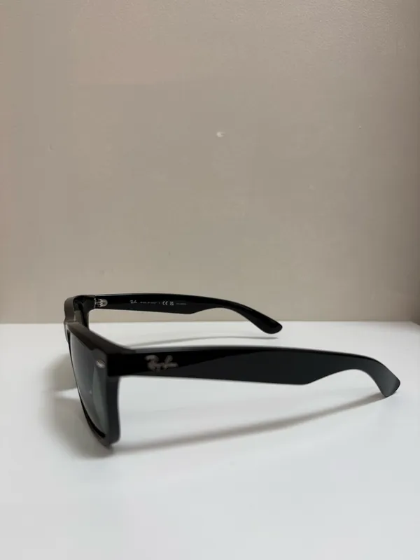 Ray-Ban Sunglasses - Image 5
