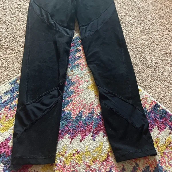 Aerie small‎ black leggings - Image 3