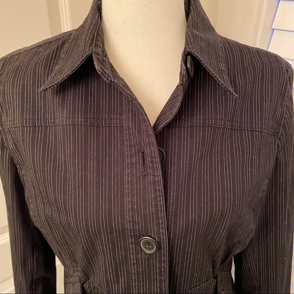 Jones New York|| Black /white striped jacket - Image 2