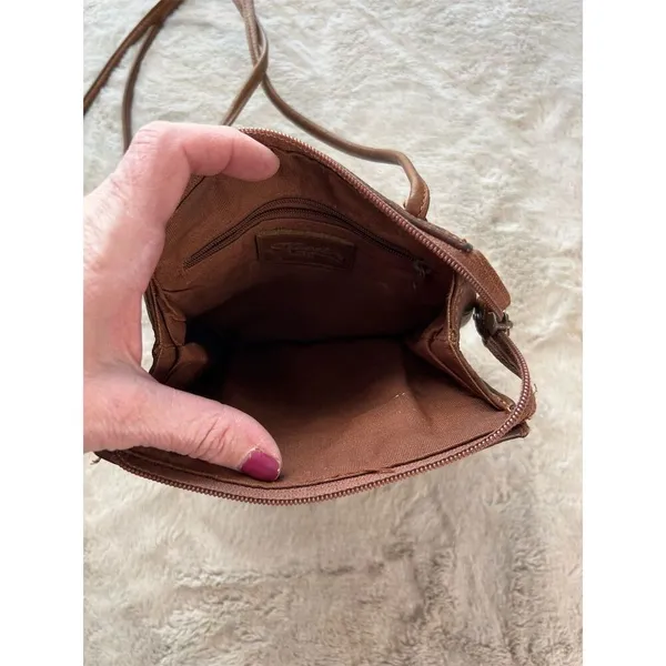 Fossil Vintage Brown Leather Crossbody Bag Heart Accent Women's - Image 5