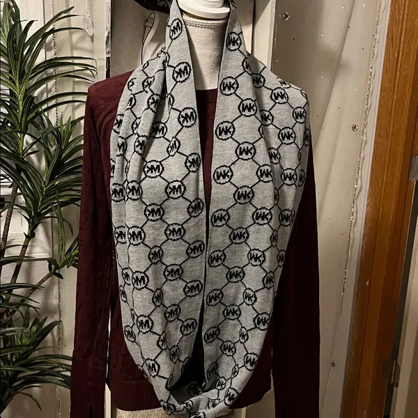 Michael Kors Monogram Black and White Scarf - Image 2