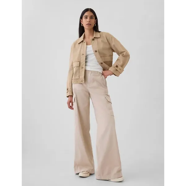 NWT GAP Mid Rise Cargo Baggy Khakis Pant Pockets SZ-8 Color Bedrock Beige - Image 2