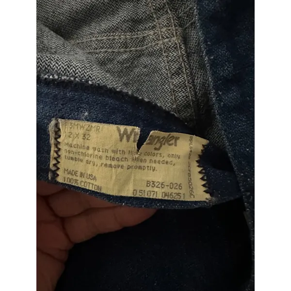 Vintage USA Made Wrangler Dark Wash High Rise Jeans - Size 12 x 32 (13MWZMR) - Image 7