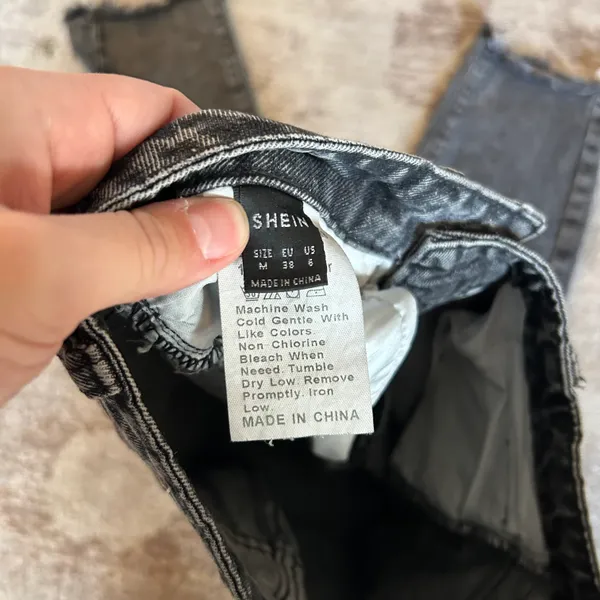 SheIn Black Distressed Jeans - Image 3
