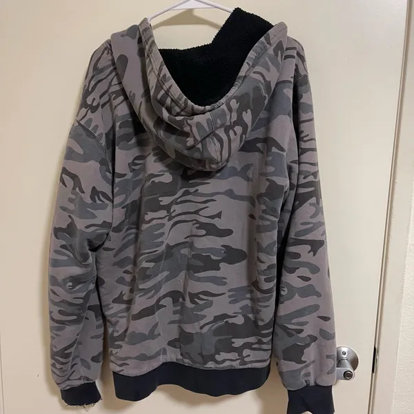 Quicksilver Vintage Y2K Sherpa Lined Hoodie Grey Camo Camouflage Men's Size Med - Image 2