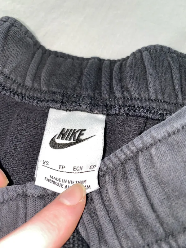 Nike sweatpants  - Image 5