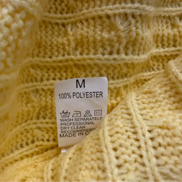 Women's Yellow Cable Knit Scoop Neck Long Sleeve Sweater Size Medium #260485 - Image 6