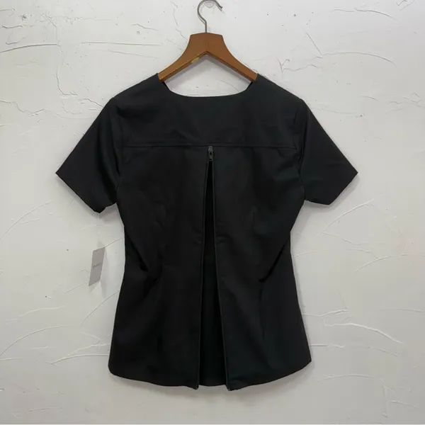Jaanuu Zip Back Contour Scrub Top - Image 14