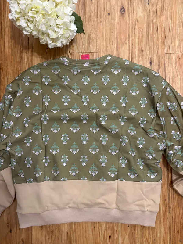 Queen of Sparkles Mahjong Sweatshirt - Image 5