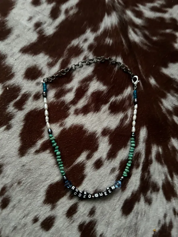 Beaded necklace Rodeo Queen handmade brand new Green - Image 3