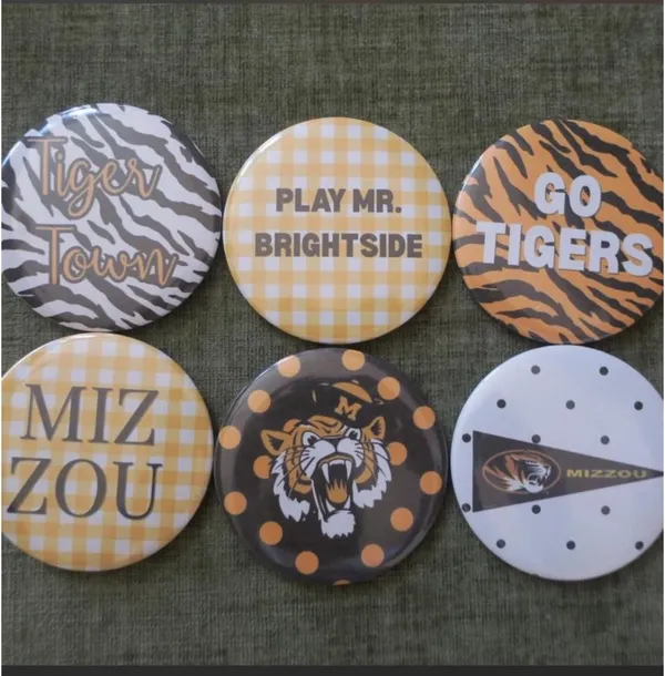 Pins Buttons Sorority Game Day - Image 2