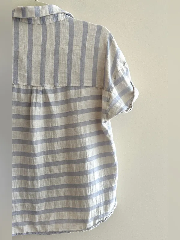 By Together Short Sleeve Button Down Striped Shirt, White/Periwinkle, Size Small - Image 15