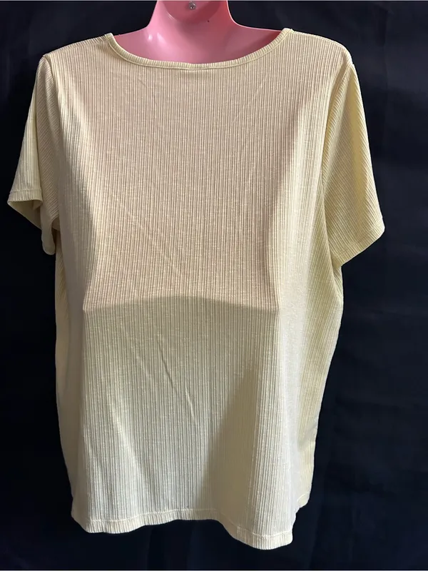 Old Navy Women’s V-Neck Ribbed Short Sleeve Top Light Yellow LG - Image 2