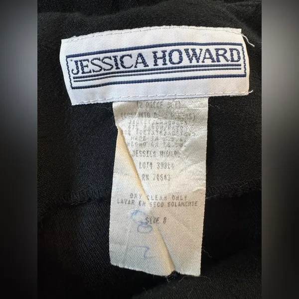 Vintage ‘90s Jessica Howard Black Floral Embroidered Blouse w/ Shoulder Pads - Image 5