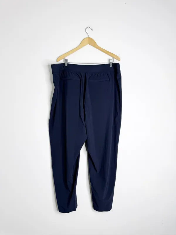 Athleta Brooklyn Ankle Pants Size 20 Plus Navy Blue Stretch Travel Pants - Image 5
