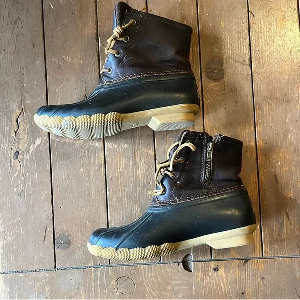 Sperry Leather Upper Duck Boots - Image 7
