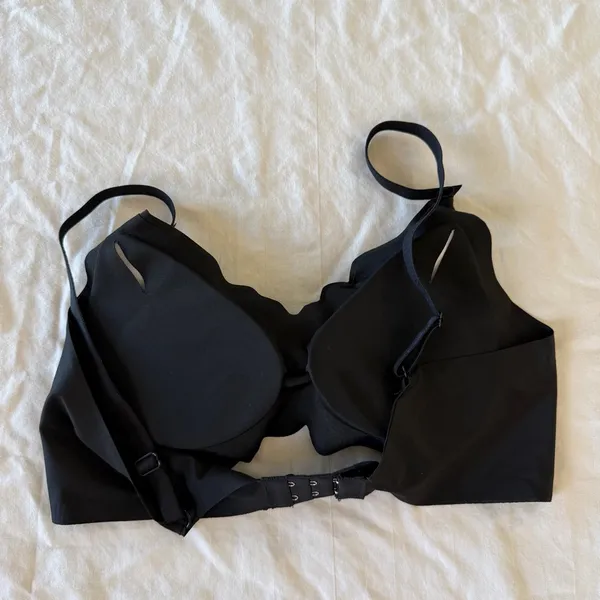 Women's NEW Black Bra Size Large #260483 - Image 3