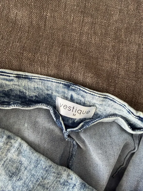 Vestique Acid Wash Denim Skort - Image 4