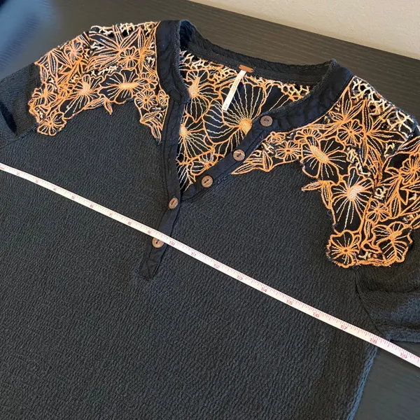 Free People Black Peach Floral Lace Embroidered Henley Long Sleeve Top Medium - Image 9