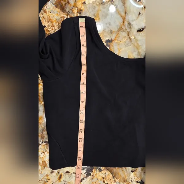 Lululemon Arise Cropped Long Sleeve Black PTP 17" - Image 6