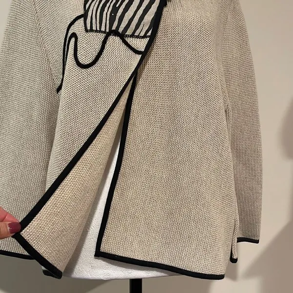 Jaskar Cardigan Sweater.Size Medium. Tan w/zebra print‎ - Image 3