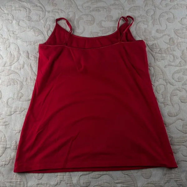 It's Red Cotton Blend Shelf Bra Camisole Adjustable Straps Size L - Image 2