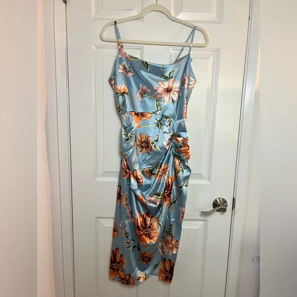 Women Floral Blue Midi dress Size‎ Medium - Image 4